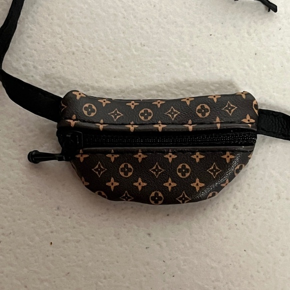 Designer Fanny Pack Bag For Labubu Brown Fashion Accessory Brown - Picture 4 of 5